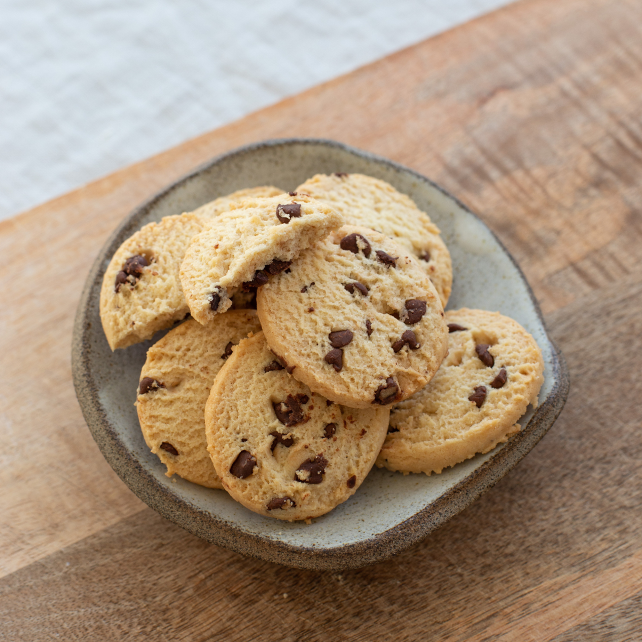Walkers Gluten Free Chocolate Chip Shortbread Cookies - 4.9oz (140g)