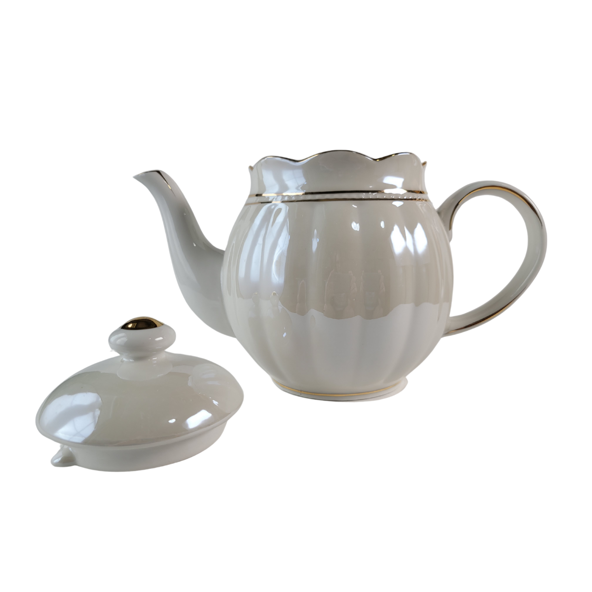 Luster Gold Teapot - White - 4 Cup