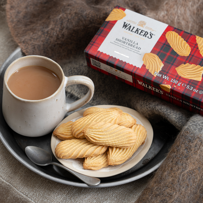 Walkers Vanilla Shortbread Cookies - 5.3oz (150g) - Image 3