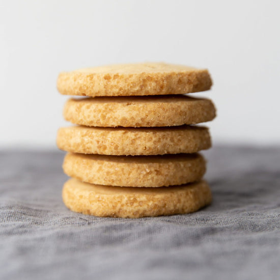 Walkers Highlanders Shortbread Cookies - 4.8 oz (135 g) - Image 2